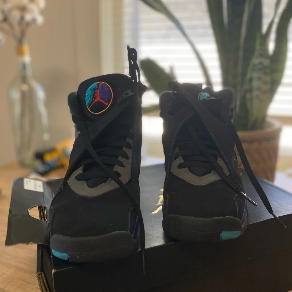 Air Jordan Retro 8 - Picture 3 of 4